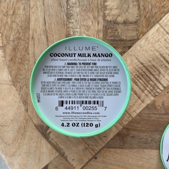 Illume Coconut Milk Mango Fleur Tin Candle Bundle of 3 — 4.2oz NWT - Picture 3 of 3